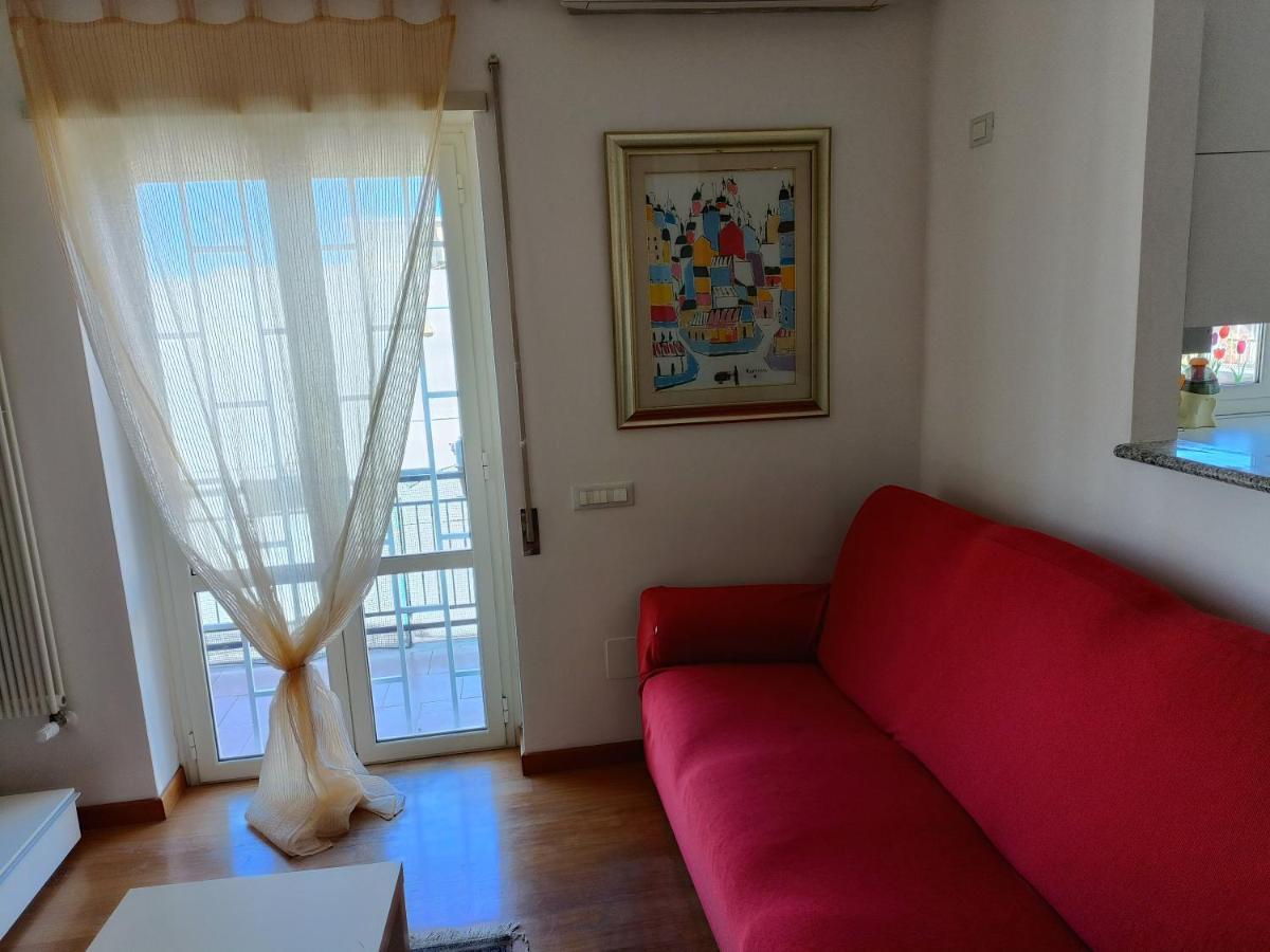 Gloriapartment 奇维塔韦基亚 外观 照片